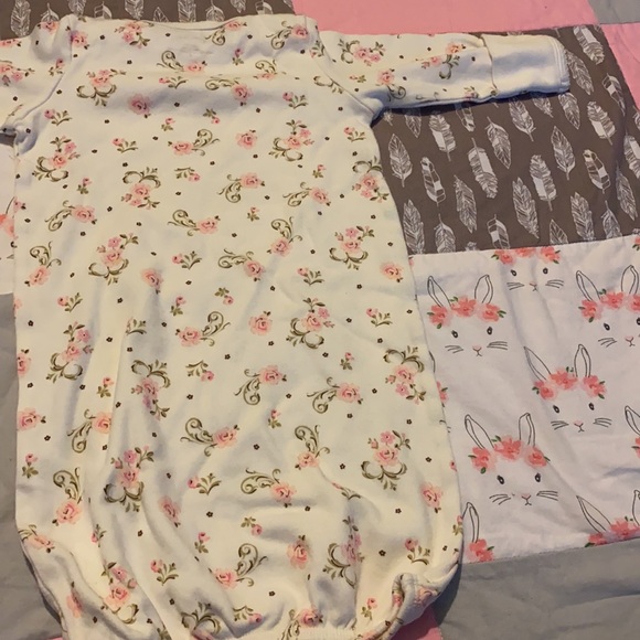 baby gown - Picture 3 of 3